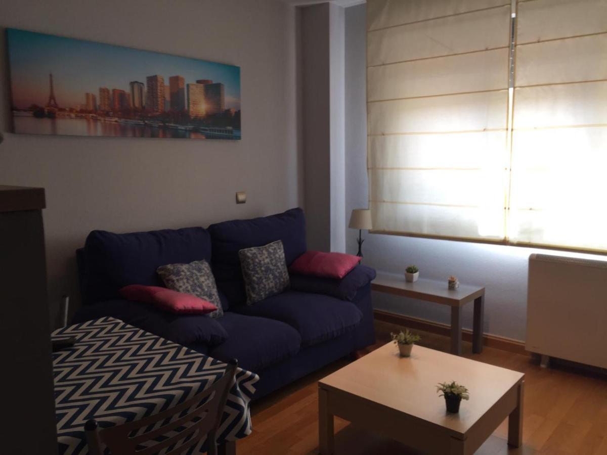 Alojamiento Sala Balust Apartment Саламанка Екстериор снимка